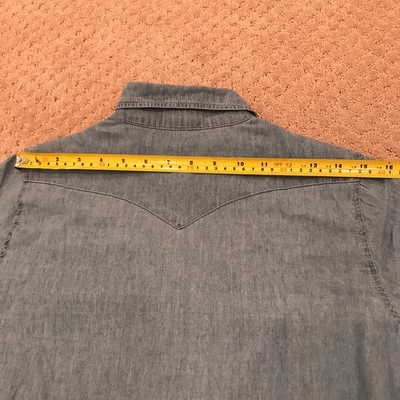 ♻️ Chambray Studded Snap Button Down Shirt - Picture 7 of 8